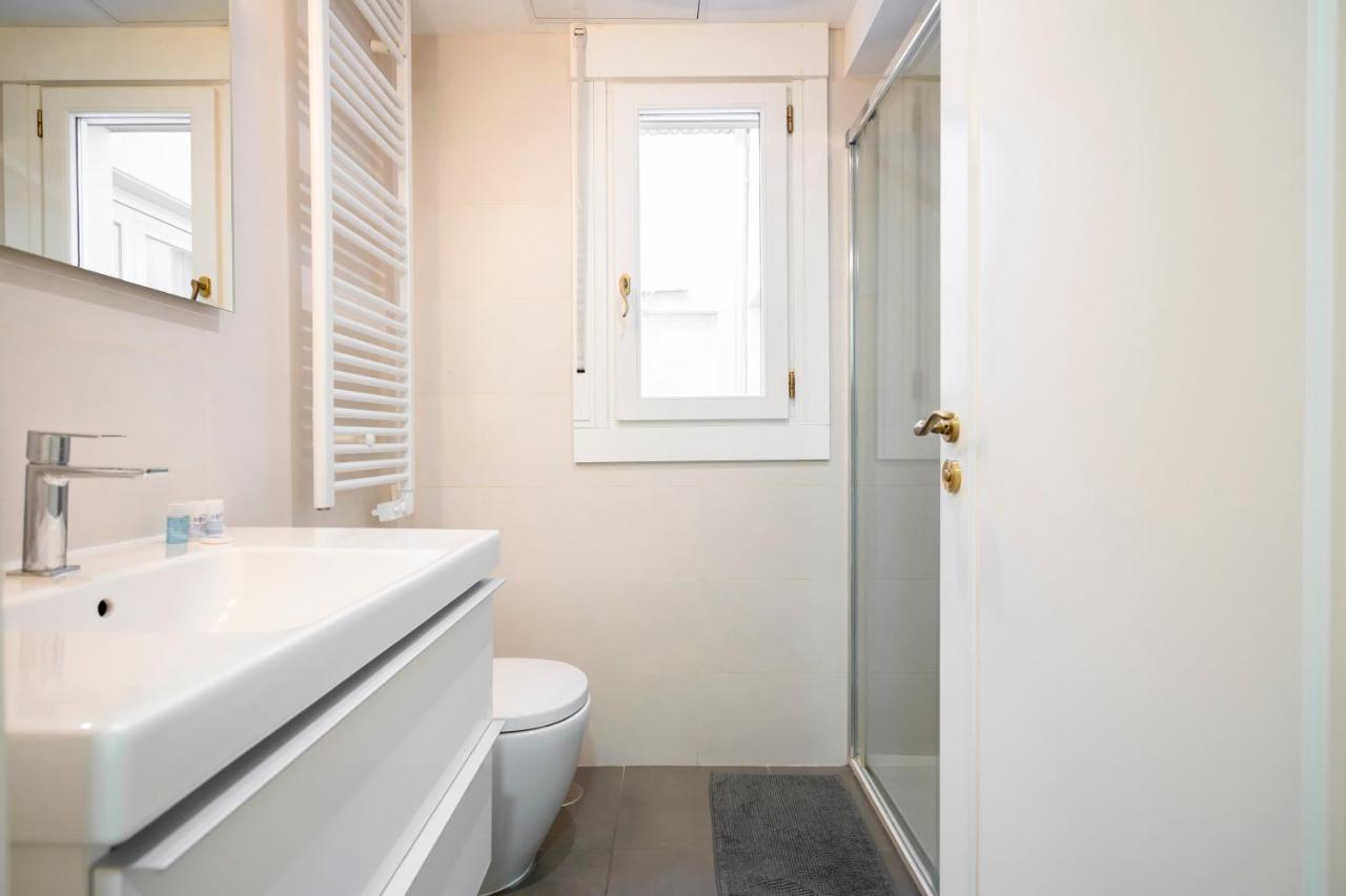 For You Rentals Brand New Apartment At Madrid City Center Wifi Ato55 Экстерьер фото